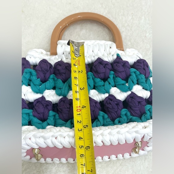 Stylish Handcrafted Mini Bag - Picture 6 of 8